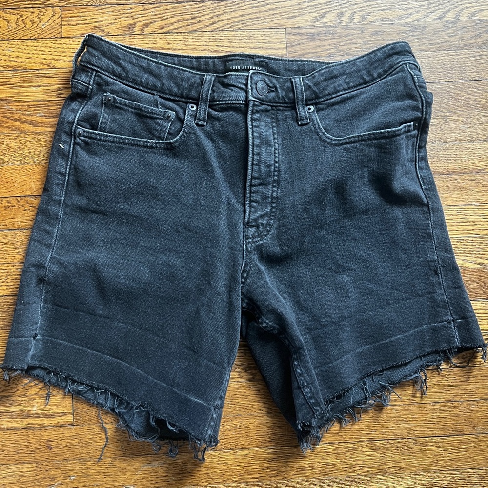 Free Assembly Black Denim Women’s High Rise Shorts Size 12 EUC